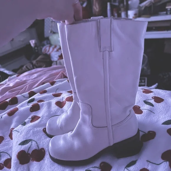 🤍Creme colored Aldo Boots, Good Condition. Genuine Real Leather🤍 - Picture 12 of 12